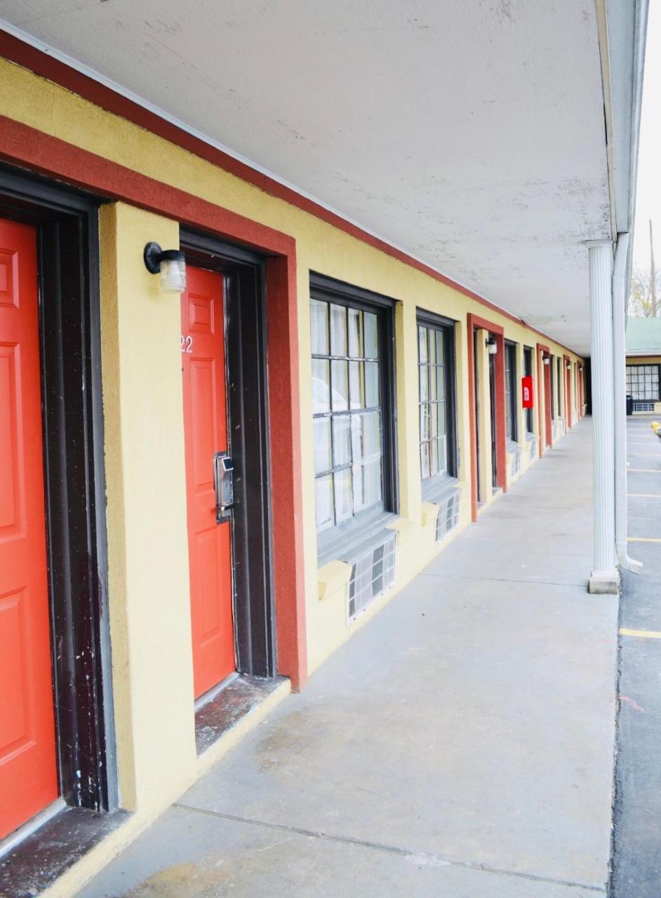 Budget Inn Russellville Exterior photo